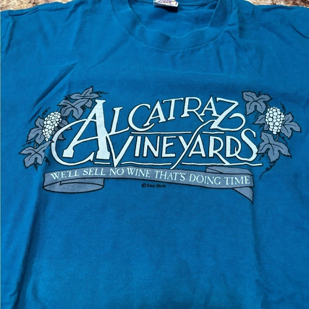 Vintage Crazy Shirts Alcatraz Vineyards Tee